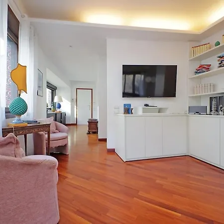 Apartment Residenza Belvedere Luxuryaparment-pool&balcony-jacuzzi-aircond-wifi Rome