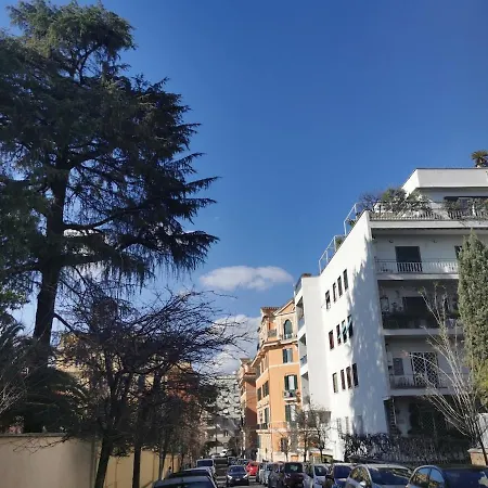 Residenza Belvedere Luxuryaparment-pool&balcony-jacuzzi-aircond-wifi Rome