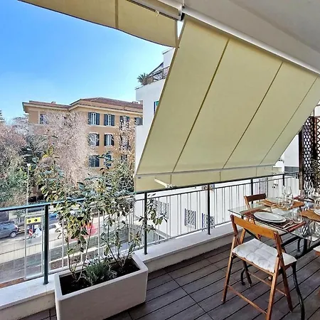 Residenza Belvedere Luxuryaparment-pool&balcony-jacuzzi-aircond-wifi * Rome