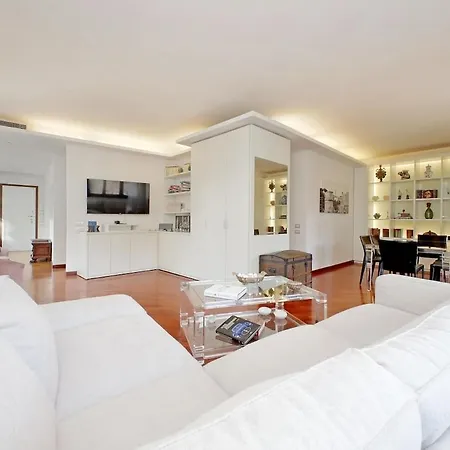 Residenza Belvedere Luxuryaparment-pool&balcony-jacuzzi-aircond-wifi Apartment